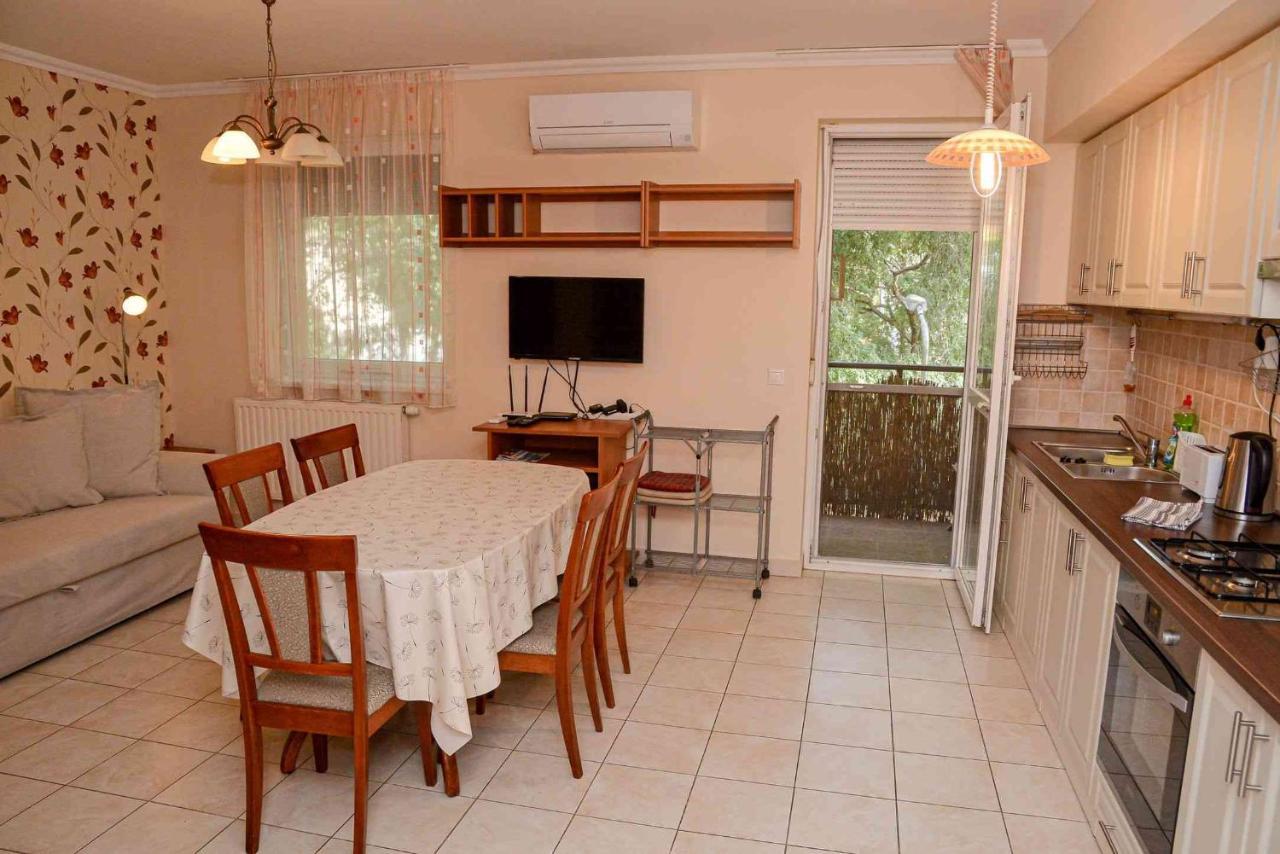 Otto Apartment