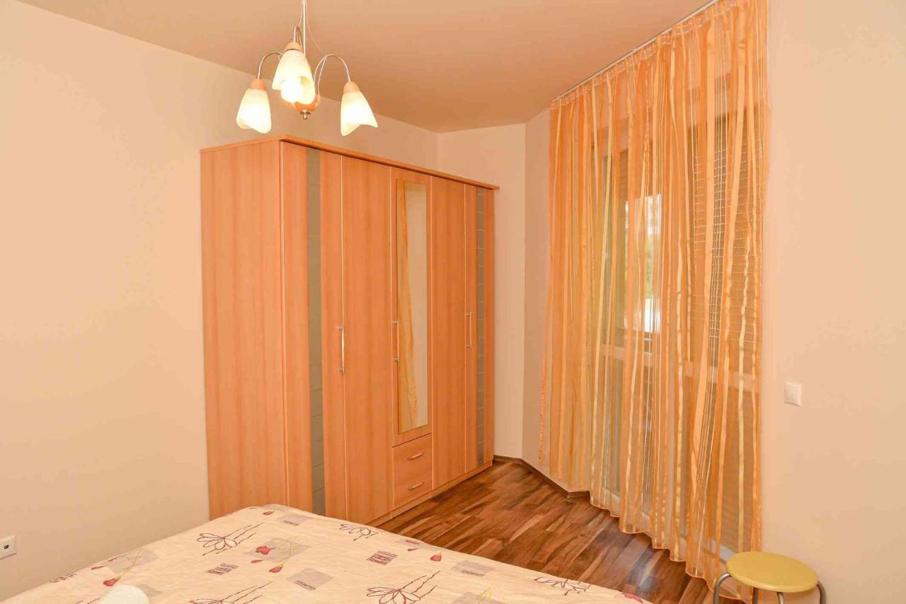 Otto Apartment *